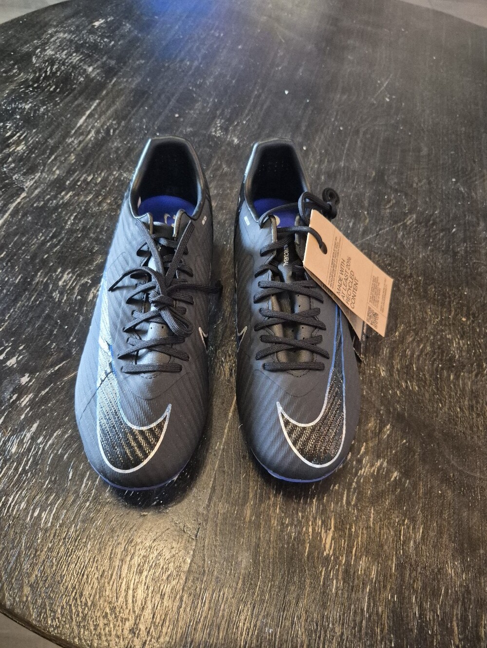 Unisex Nike Zoom Mercurial Vapir 15 Academy Soccer Cleat. M 7 or W 8.5